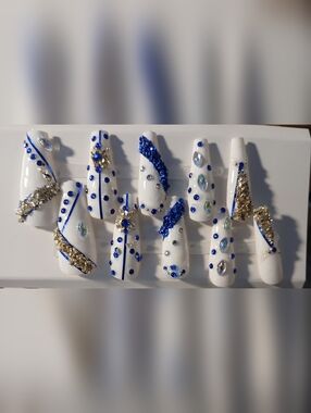 NWT Handcrafted White, Royal Blue/Silver Crystal Press-On Nail Set.
